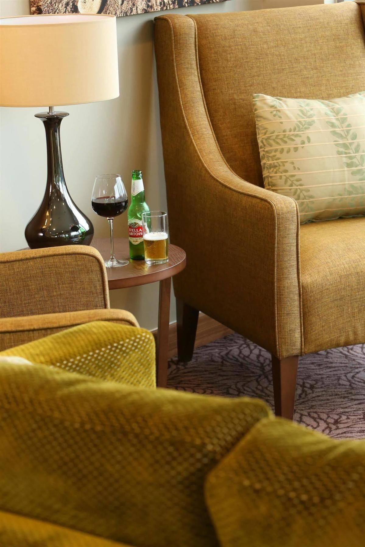 Best Western Pontypool Metro Hotel Extérieur photo